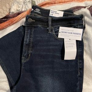 Old navy womens size 14 brand new with tags